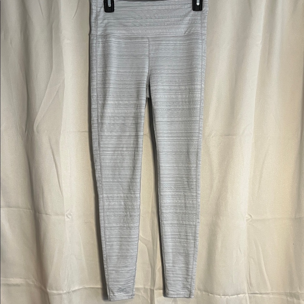 Athleta Gray‎ Textured Leggings Medium